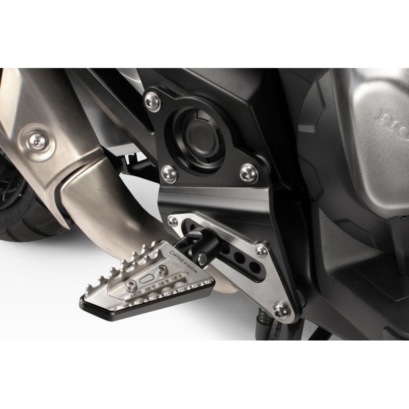 R-0909 : SuperRally DPM Pilot Footpeg Kit Honda X-ADV 750