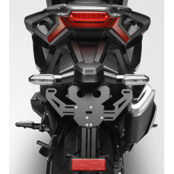 R-0928 : Soporte de matrícula internacional DPM 2021 Honda X-ADV 750